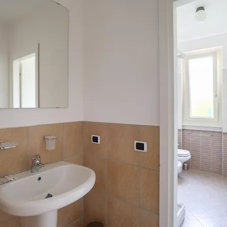 Nest - With Garden *