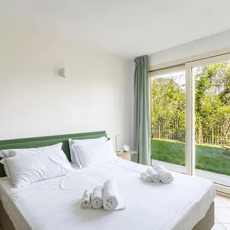 Nest - With Garden *